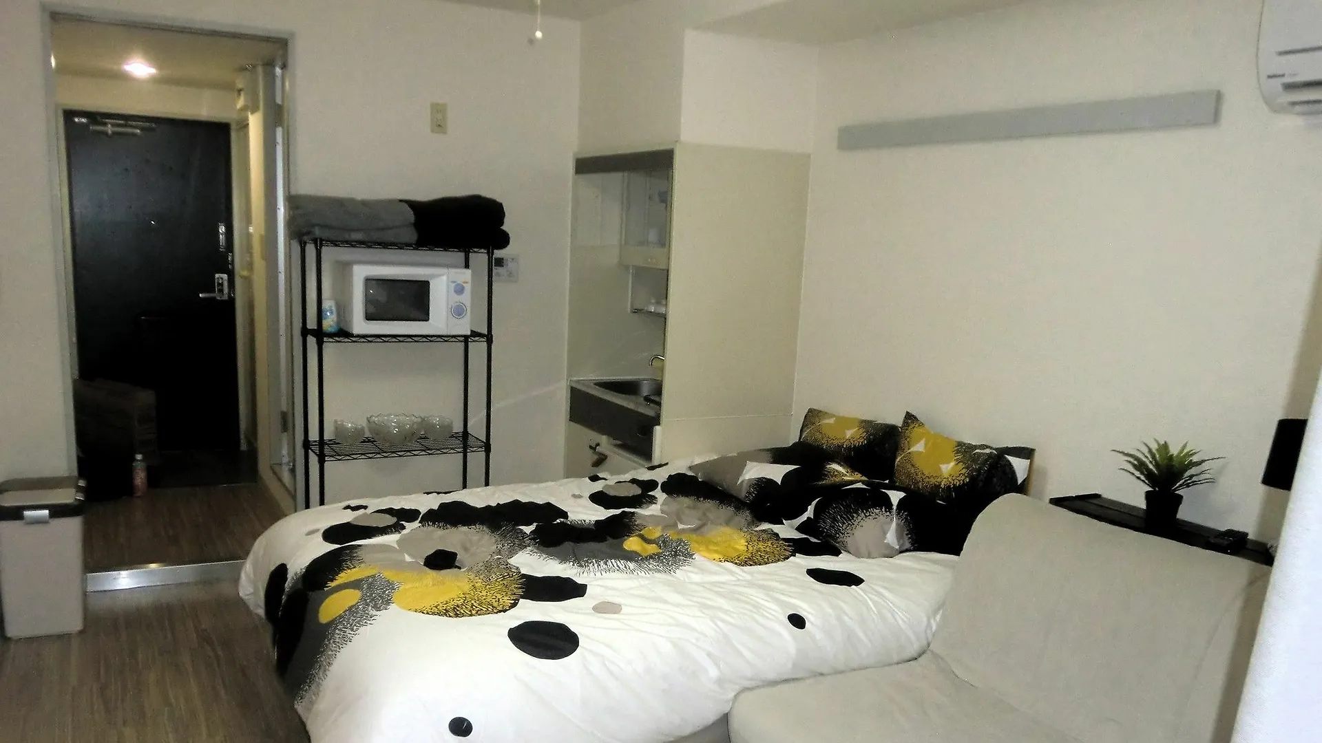 Excel 401 Apartment Osaka